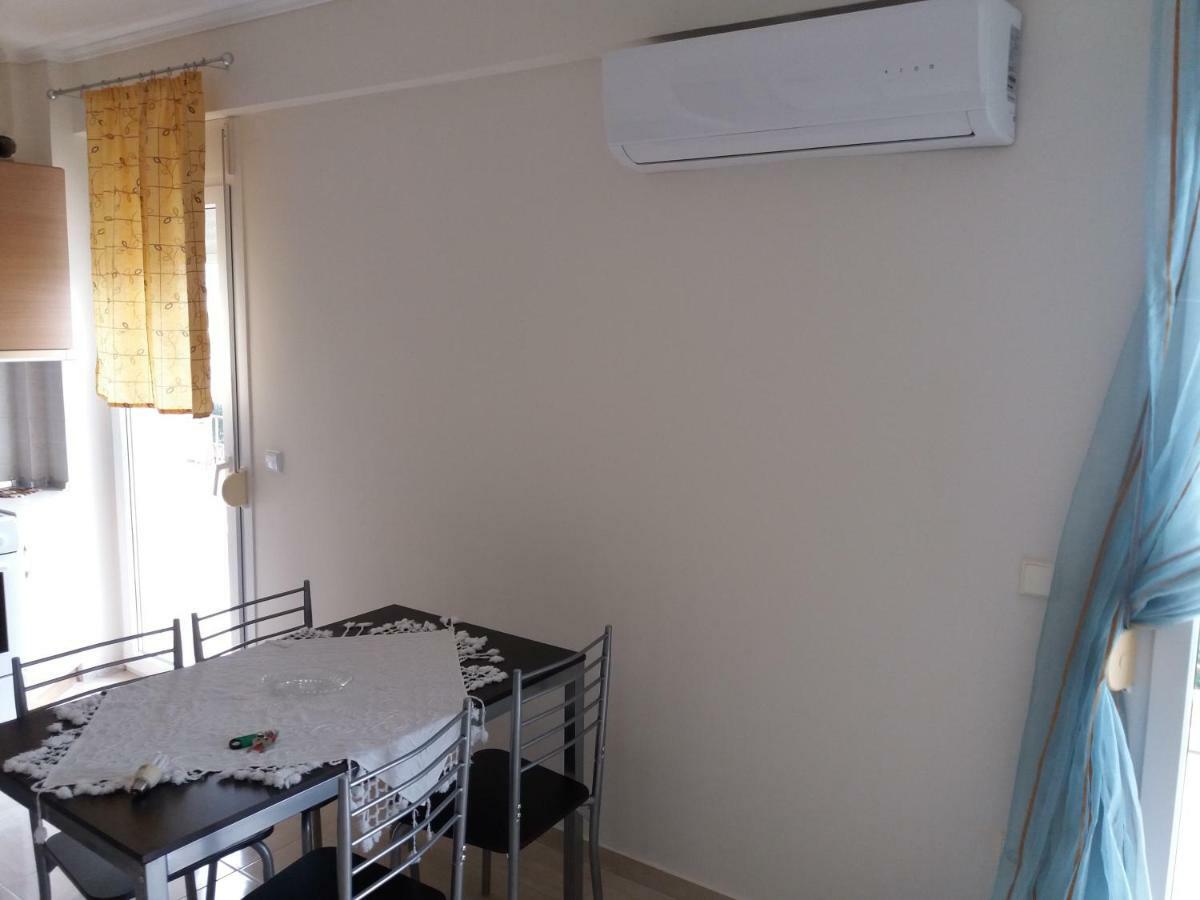 Jordan'S Appartment At 尼亚米卡尼奥纳 外观 照片