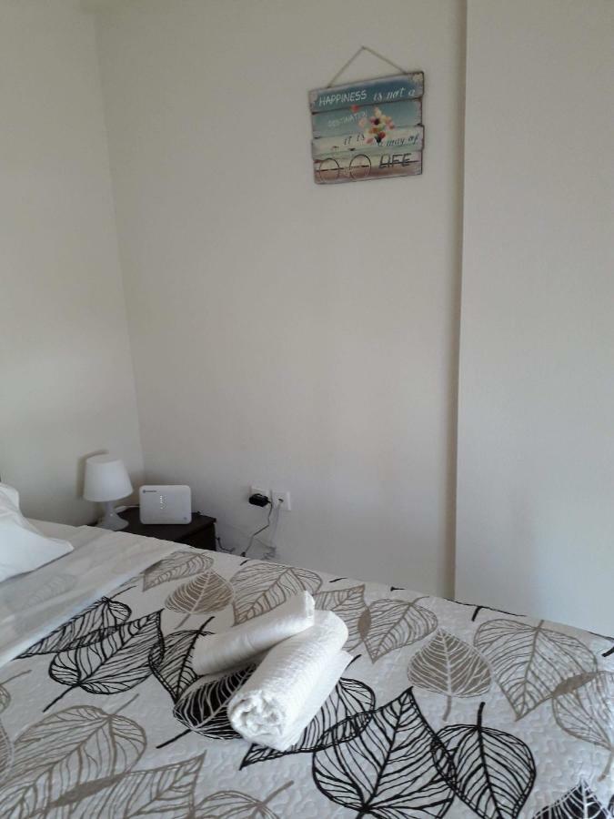 Jordan'S Appartment At 尼亚米卡尼奥纳 外观 照片