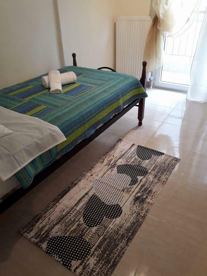 Jordan'S Appartment At 尼亚米卡尼奥纳 外观 照片